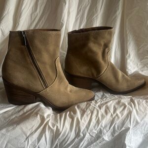 Lucky Brand Beige Ankle Booties